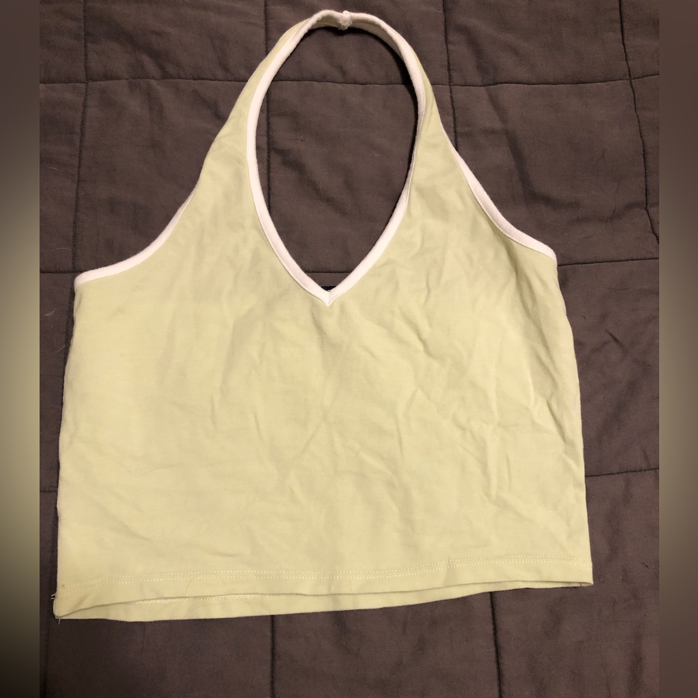 3/$15 🔸 Brandy Melville light green cropped halter top OS